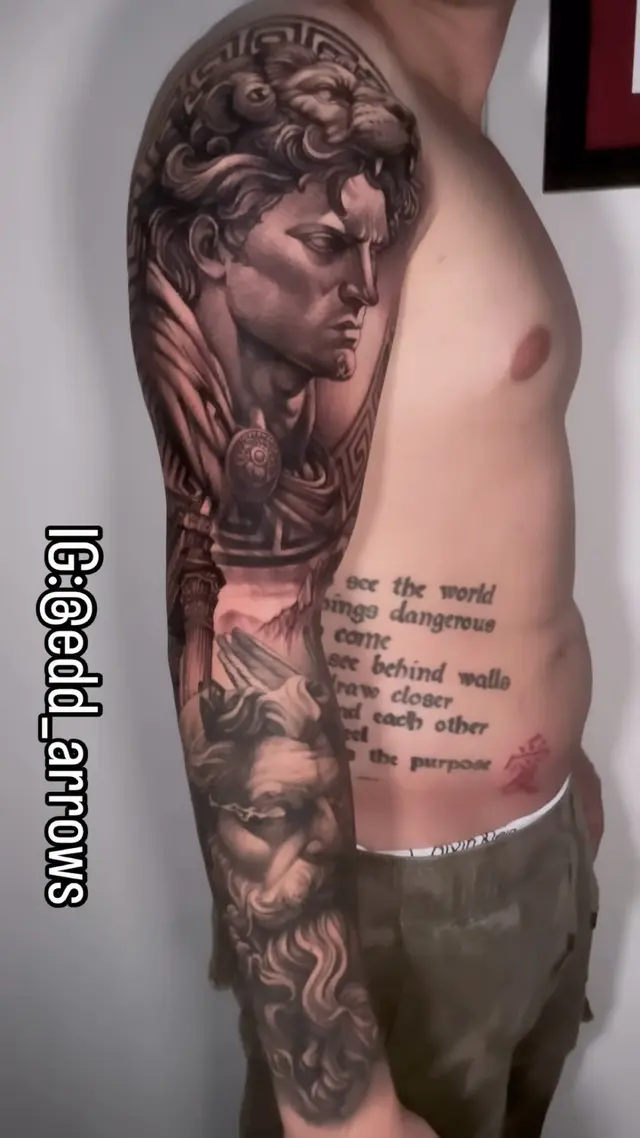 Sculpture and figures sleeve