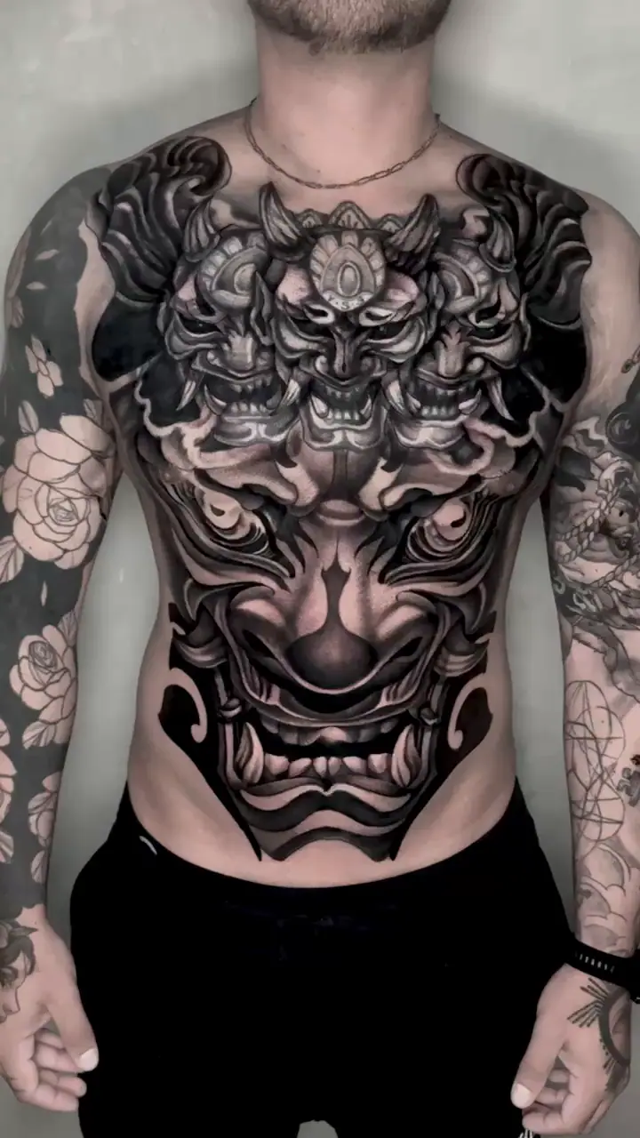 Oni on torso
